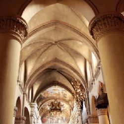 Piacenza to see: Basilica of St. Antonino