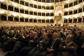 Piacenza da vedere: il Teatro Municipale Piacenza da vedere: il Teatro Municipale