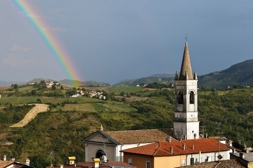 arcobaleno a Vernasca - visita in Val d'Arda