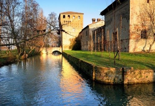 Pontenure - castello di Paderna