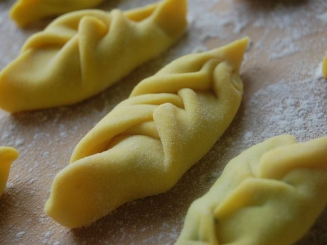 tortelli con la coda specialità piacentina